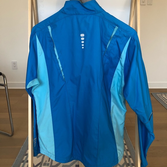 Nike running jacket - Picture 2 of 4